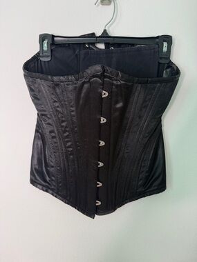 Vintage Goth Orchid Black Satin Underbust Corset Size 26 Lace-Up Back